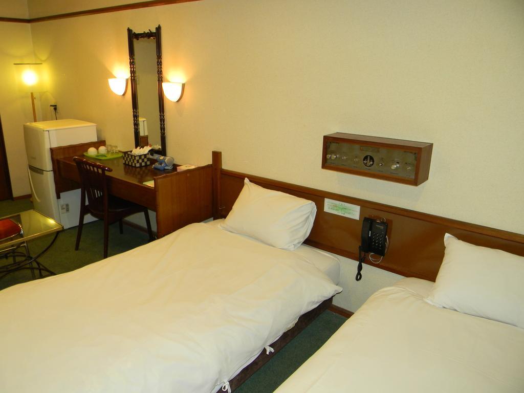 Hotel Misono Osaka Bagian luar foto